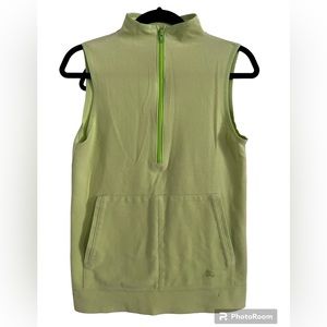Burberry’s of London pale yellow vest size Medium
